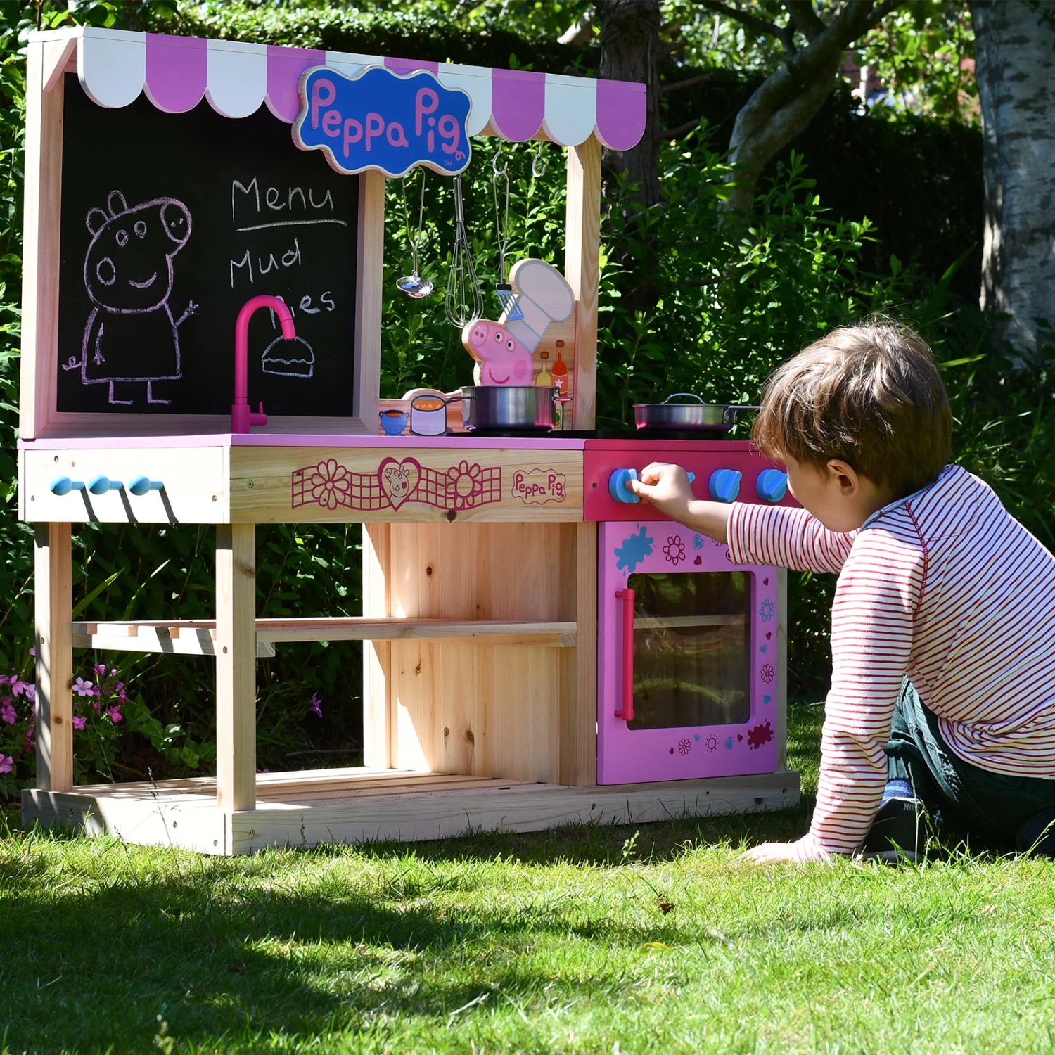 Peppa Pig Wooden Mud Kitchen With Accessories (3 - 6 Years) - Pink 7 Peppa Pig Wooden Mud Kitchen With Accessories (3 - 6 Years) - Pink - Image 5