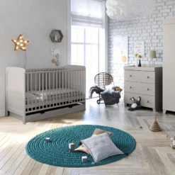 Puggle Henbury Bed 4 Piece Nursery Furniture Set With Drawer - Classic Grey