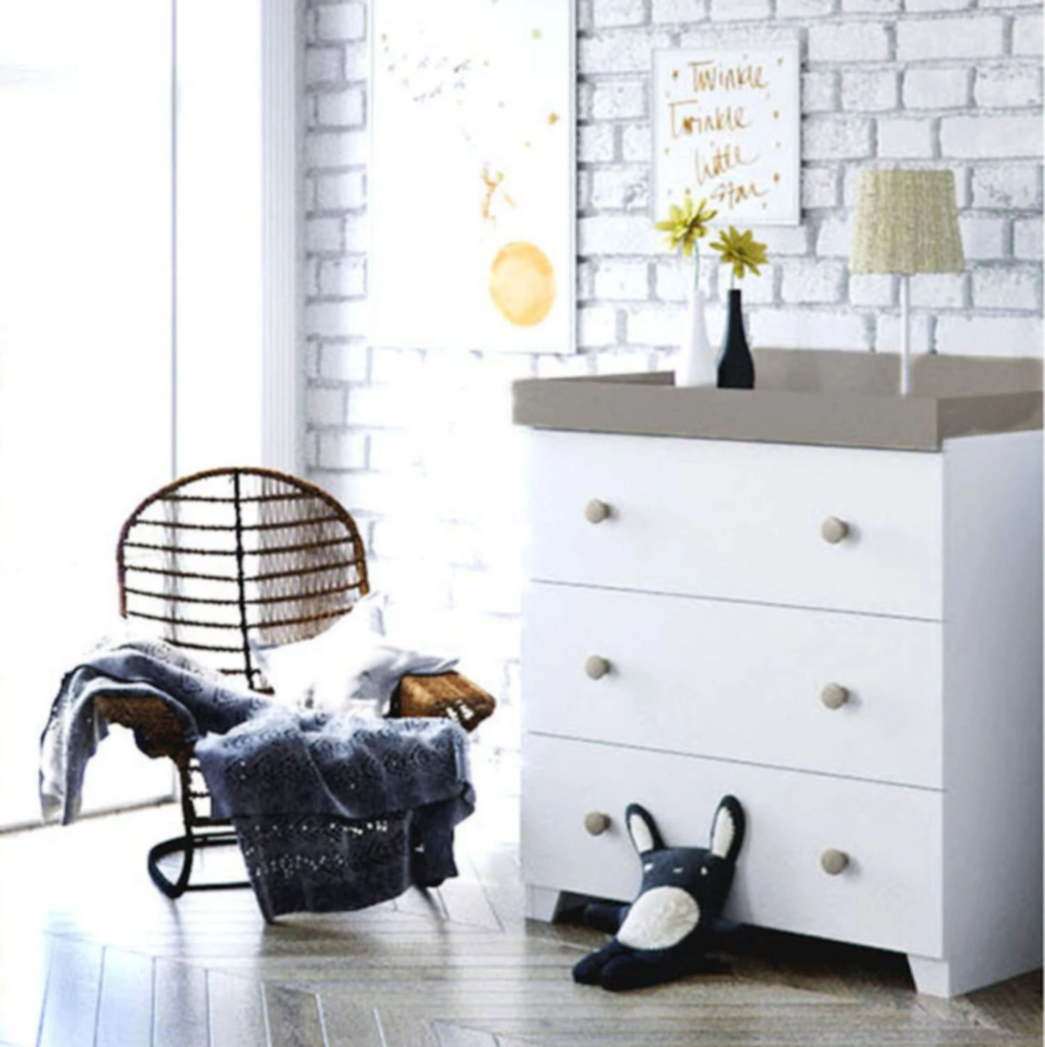 Little Acorns Classic Milano Dresser & Changing Table - White & Grey 3 Little Acorns Classic Milano Dresser & Changing Table - White & Grey