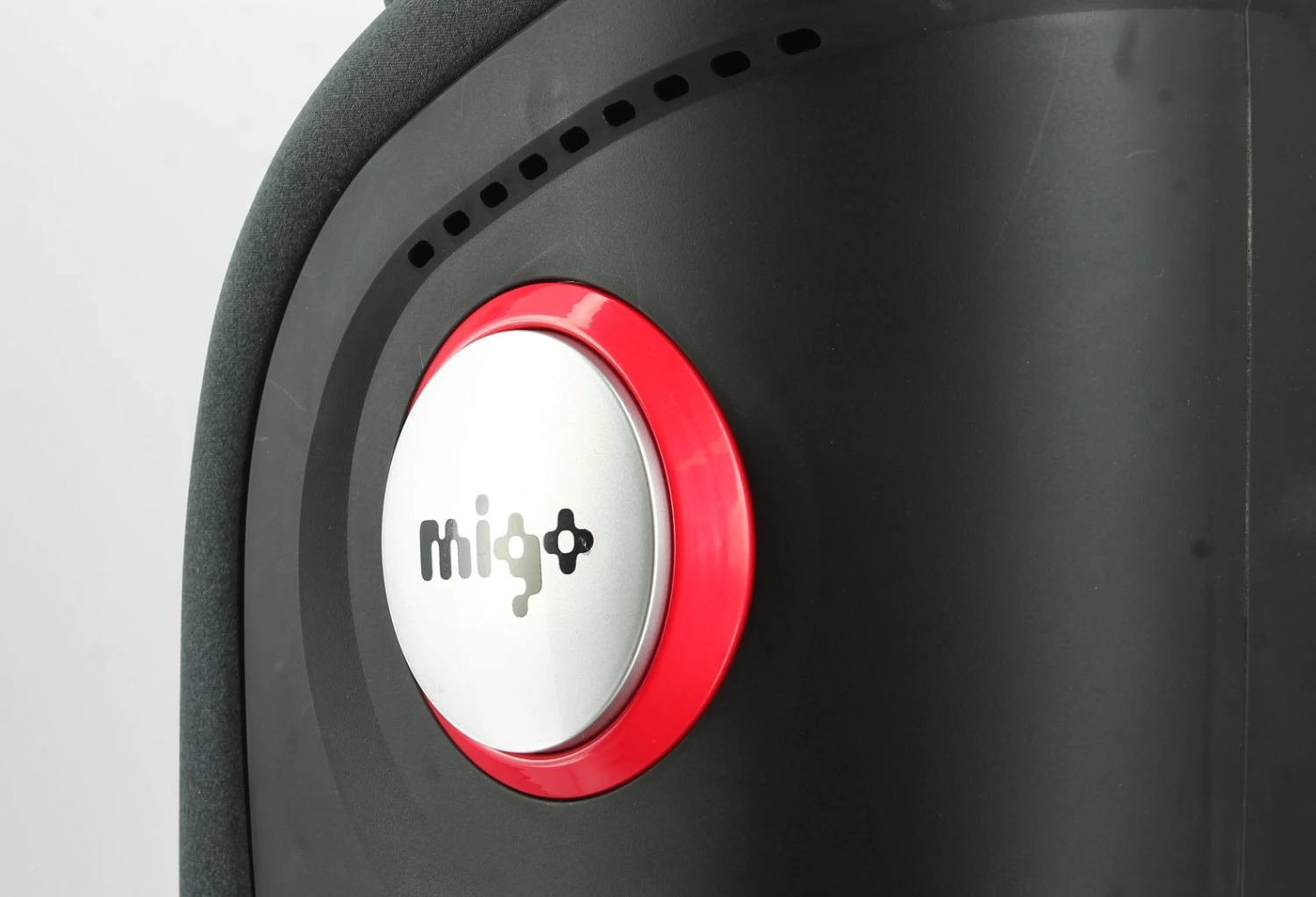 Migo Rafal Luxury I-Size 100-150cm Isofix Group 2,3 Car Seat - Red 8 Migo Rafal Luxury I-Size 100-150cm Isofix Group 2,3 Car Seat - Red - Image 6