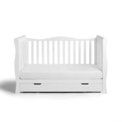 Puggle Prestbury Imperial Luxe Sleigh Cot Bed & Drawer With Mini Uno Eco Fibre Cot Bed Mattress - White -Best Baby Sale Store VP45864thirdimage
