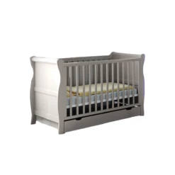 Puggle Alderley Sleigh Cot Bed 4 Piece Nursery Furniture Set With Mini Uno Eco Fibre Cot Bed Mattress - Classic Grey 8 Puggle Alderley Sleigh Cot Bed 4 Piece Nursery Furniture Set With Mini Uno Eco Fibre Cot Bed Mattress - Classic Grey -Best Baby Sale Store VP48329thirdimage 1