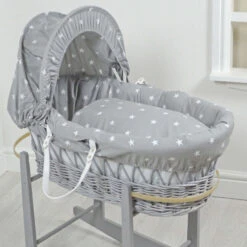 4Baby Padded Grey Wicker Baby Moses Basket - Grey / White Stars
